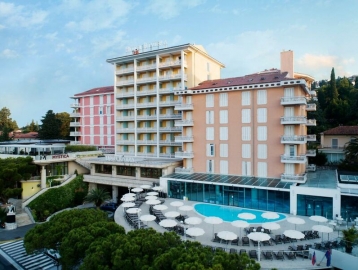 Hotel Riviera****